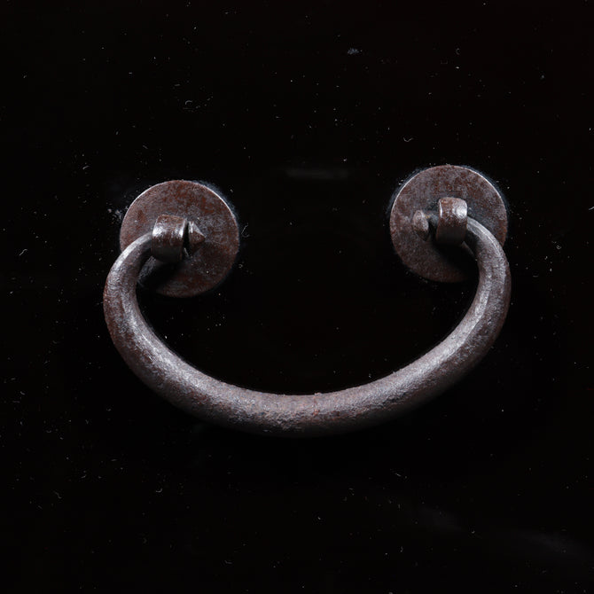 時代箪笥／黒塗閂付小箪笥　スタンド付き【Small chest with metal stand】 [j1193]　Japanese Antique Furniture
