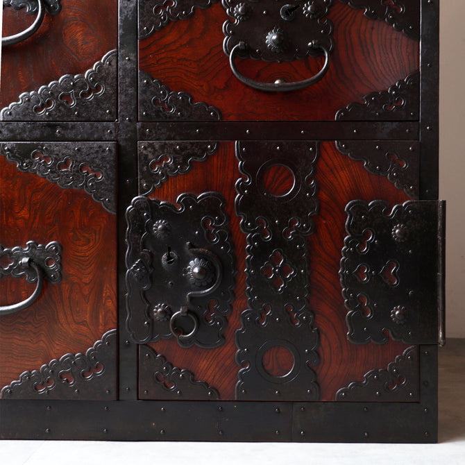 時代箪笥／佐渡衣裳箪笥  [j1194]【 Sado clothing chest -Japanese antique furniture】