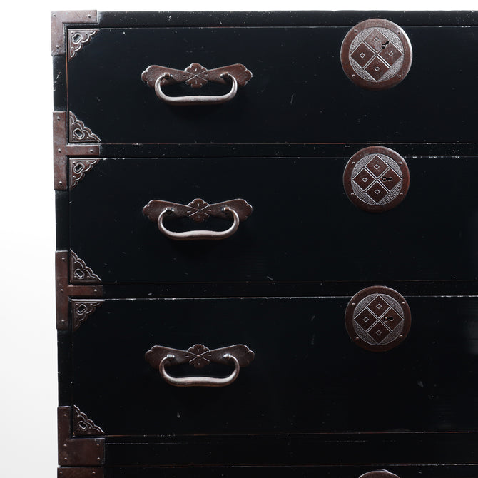 時代箪笥／黒塗庄内衣裳箪笥【SHONAI clothing chest】[j1152]　Japanese Antique Furniture