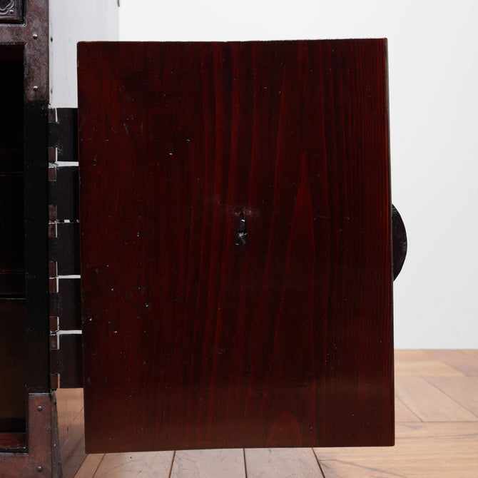 時代箪笥／黒塗庄内衣裳箪笥【SHONAI clothing chest】[j1152]　Japanese Antique Furniture