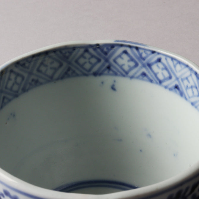 古伊万里蛸唐草紋様蕎麦猪口　1客【OLD IMARI SOBA CHOKO -soba noodle cup 1pc】[p0344]