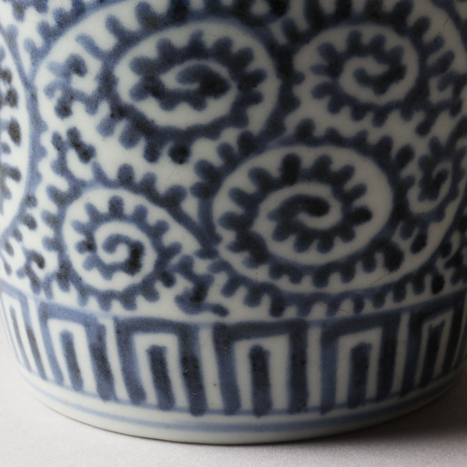 古伊万里蛸唐草紋様蕎麦猪口　1客【OLD IMARI SOBA CHOKO -soba noodle cup 1pc】[p0347]