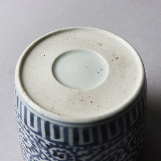 古伊万里蛸唐草紋様蕎麦猪口　1客【OLD IMARI SOBA CHOKO -soba noodle cup 1pc】[p0347]