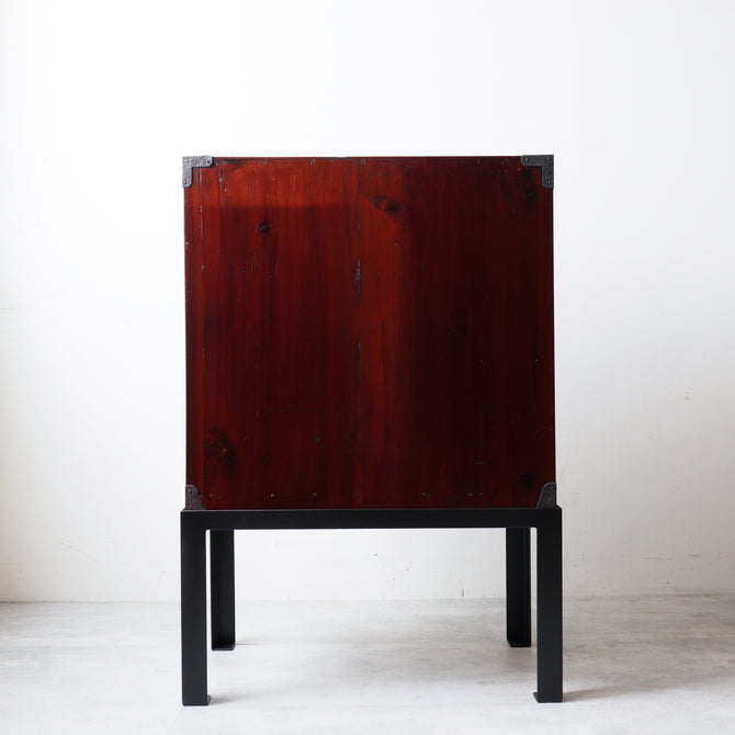 時代箪笥／閂付小箪笥　スタンド付き【Small chest with metal stand】 [j1197]　Japanese Antique Furniture