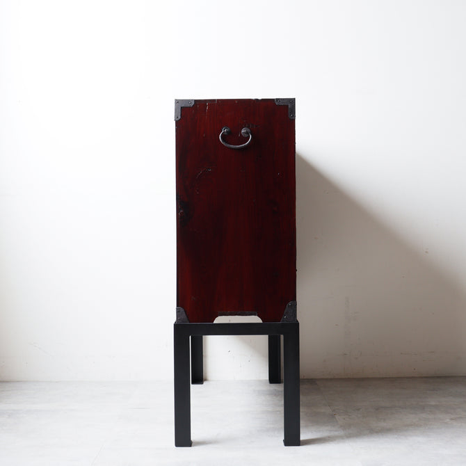 時代箪笥／閂付小箪笥　スタンド付き【Small chest with metal stand】 [j1197]　Japanese Antique Furniture