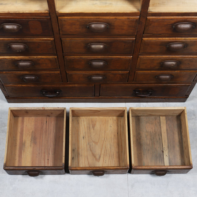 十七杯のチェスト [f0303]Japanese Antique Furniture