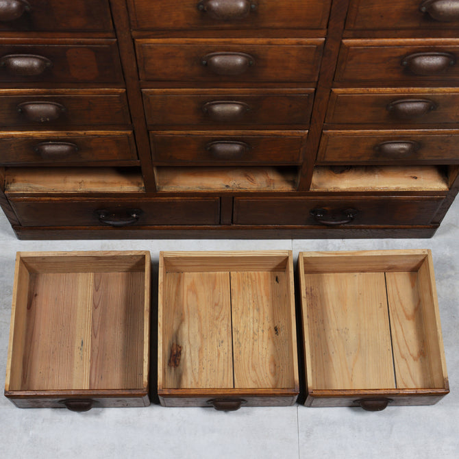 十七杯のチェスト [f0303]Japanese Antique Furniture