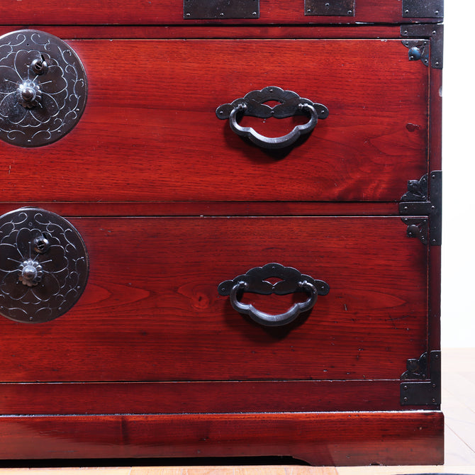 米沢桜紋衣裳箪笥【Yonezawa clothing chest 】 [j1092]