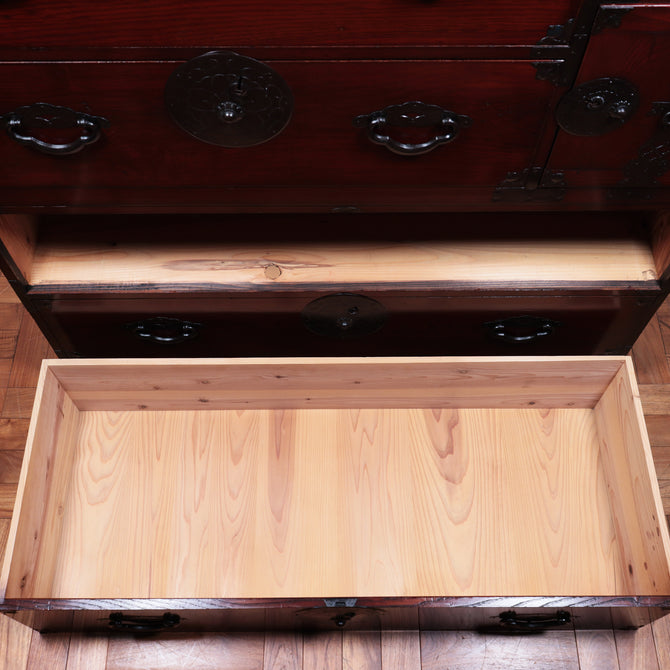 米沢桜紋衣裳箪笥【Yonezawa clothing chest 】 [j1092]