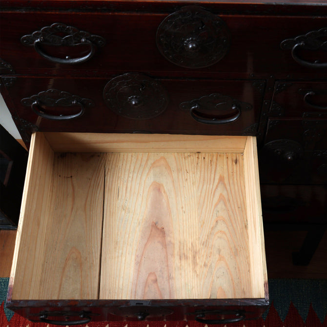 時代箪笥／桜紋金具米沢小箪笥　スタンド付き【Yonezawa small chest with metal stand】 [j1204]　Japanese Antique Furniture