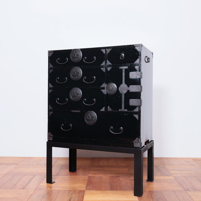 黒塗庄内小箪笥　スタンド付き【SHONAI small chest with metal stand】 [j1095]