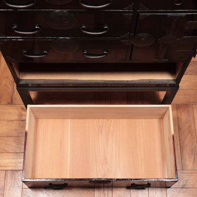 黒塗庄内小箪笥　スタンド付き【SHONAI small chest with metal stand】 [j1095]