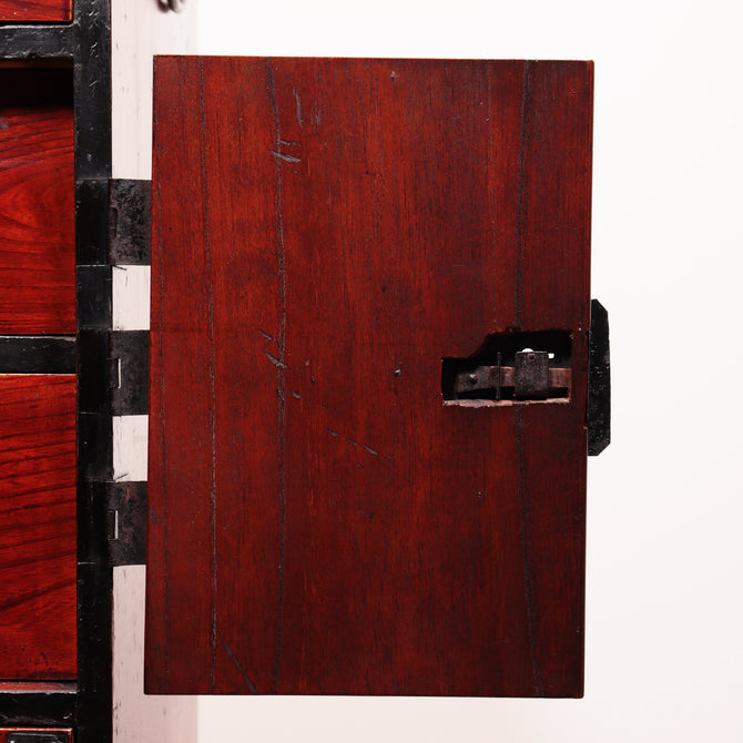閂付小箪笥　スタンド付き【Small chest with metal stand】 [j1096]