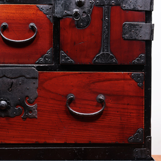 閂付小箪笥　スタンド付き【Small chest with metal stand】 [j1096]