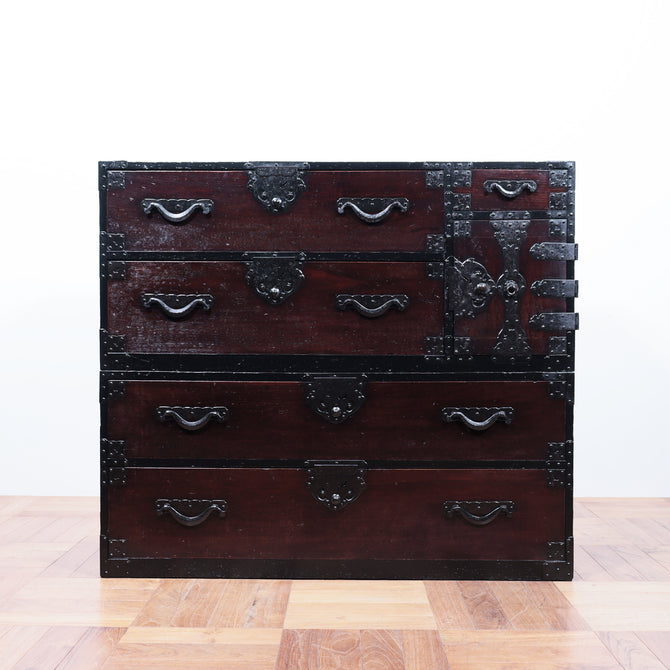 米沢兜金具衣裳箪笥【Yonezawa clothing chest 】 [j1098]