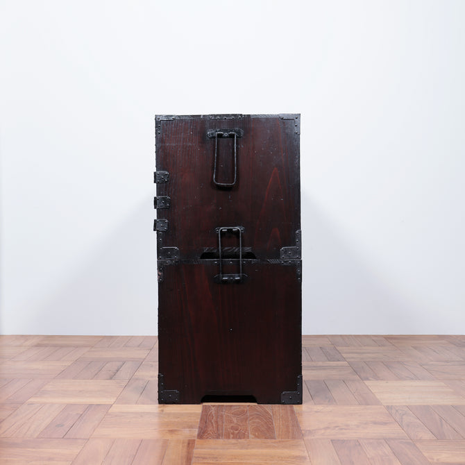 米沢兜金具衣裳箪笥【Yonezawa clothing chest 】 [j1098]