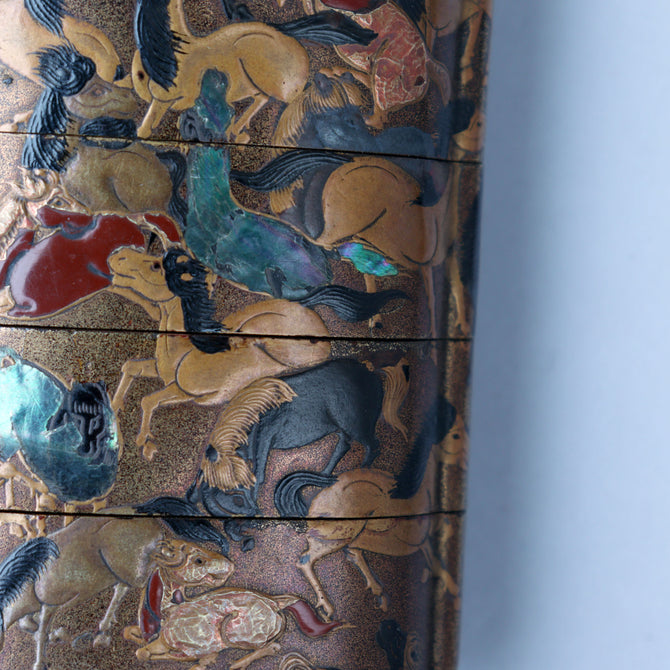 馬尽くし漆絵蒔絵印籠【INRO (Medicine case) with horse design】[k0604]