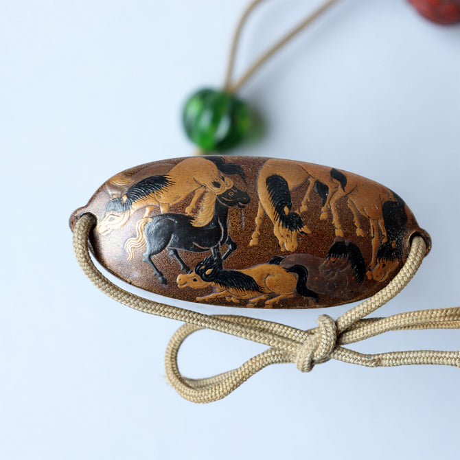 馬尽くし漆絵蒔絵印籠【INRO (Medicine case) with horse design】[k0604]