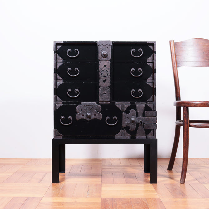 ◆ ご商談中- Sales pending ◆黒塗庄内閂付小箪笥　スタンド付き【SHONAI small chest with metal stand】 [j1102]