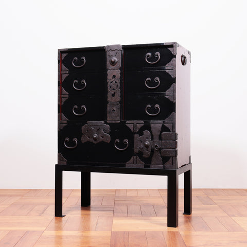 ◆ ご商談中- Sales pending ◆黒塗庄内閂付小箪笥　スタンド付き【SHONAI small chest with metal stand】 [j1102]