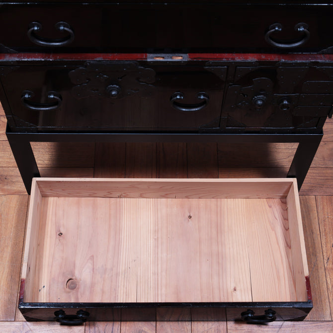 ◆ ご商談中- Sales pending ◆黒塗庄内閂付小箪笥　スタンド付き【SHONAI small chest with metal stand】 [j1102]