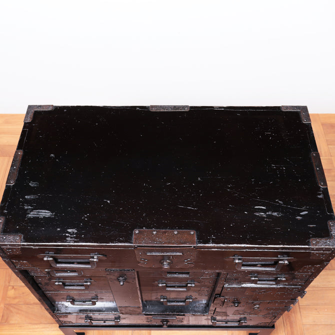 黒塗米沢閂付小箪笥　スタンド付き【YONEZAWA small chest with metal stand】 [j1103]