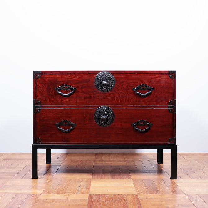 米沢桜紋衣裳箪笥　スタンド付き【Yonezawa clothing chest with metal stand 】 [j1106]