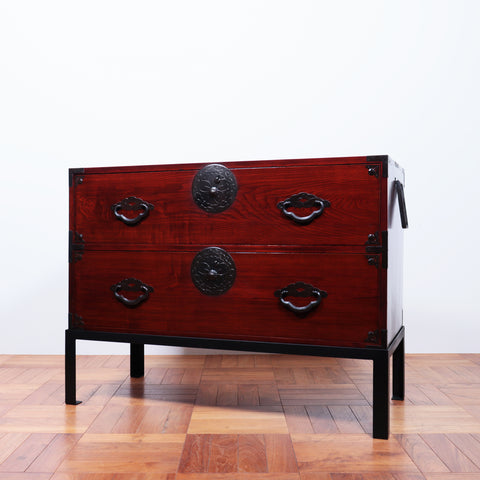 米沢桜紋衣裳箪笥　スタンド付き【Yonezawa clothing chest with metal stand 】 [j1106]