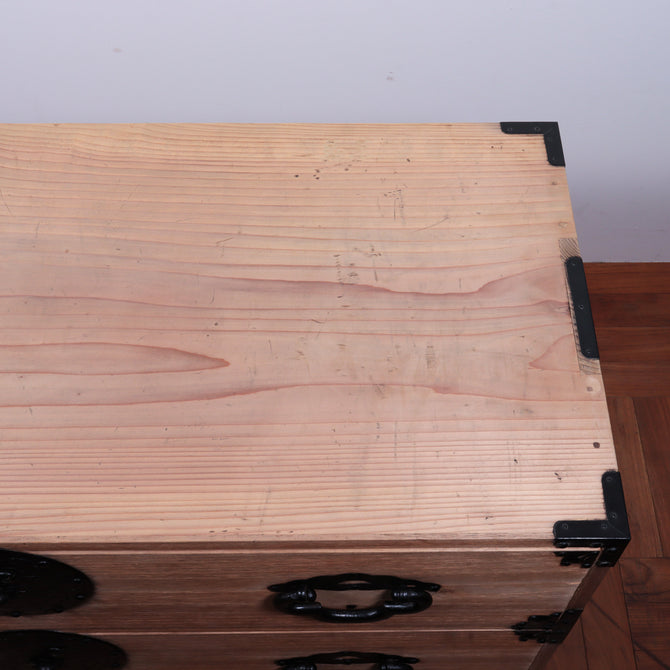 桐米沢桜紋衣裳箪笥　スタンド付き【KIRI YONEZAWA clothing chest with metal stand 】 [j1107]