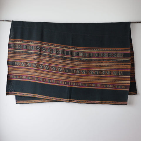 インドネシア　レンバタ島　サロン[TX161]