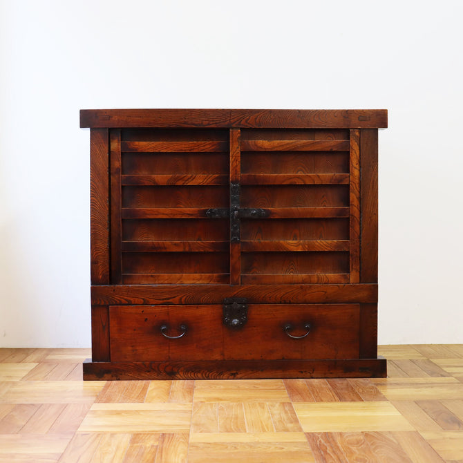時代箪笥／欅米沢帳場箪笥【KEYAKI YONEZAWA maerchant chest】 [j0961]　Japanese Antique Furniture
