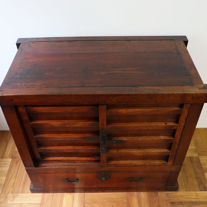 時代箪笥／欅米沢帳場箪笥【KEYAKI YONEZAWA maerchant chest】 [j0961]　Japanese Antique Furniture