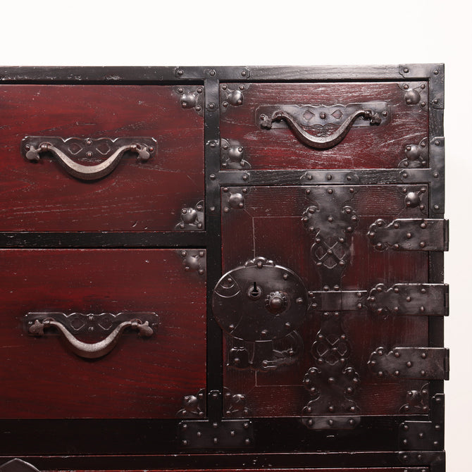 時代箪笥／米沢熨斗宝珠紋衣裳箪笥【YONEZAWA clothing chest】 [j1026]　Japanese Antique Furniture