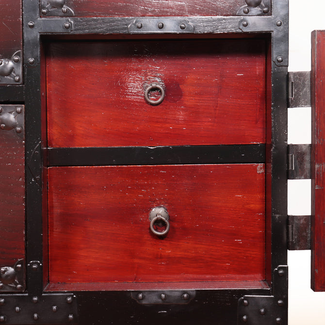 時代箪笥／米沢熨斗宝珠紋衣裳箪笥【YONEZAWA clothing chest】 [j1026]　Japanese Antique Furniture