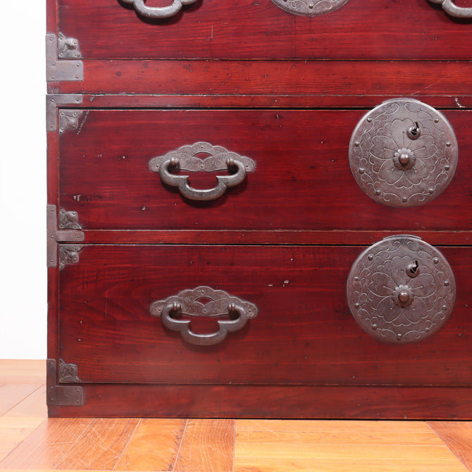 時代箪笥／米沢桜紋衣裳箪笥【YONEZAWA clothing chest】 [j1031]　Japanese Antique Furniture