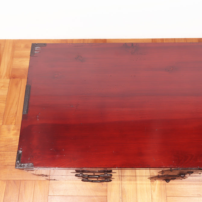 時代箪笥／米沢桜紋衣裳箪笥【YONEZAWA clothing chest】 [j1031]　Japanese Antique Furniture