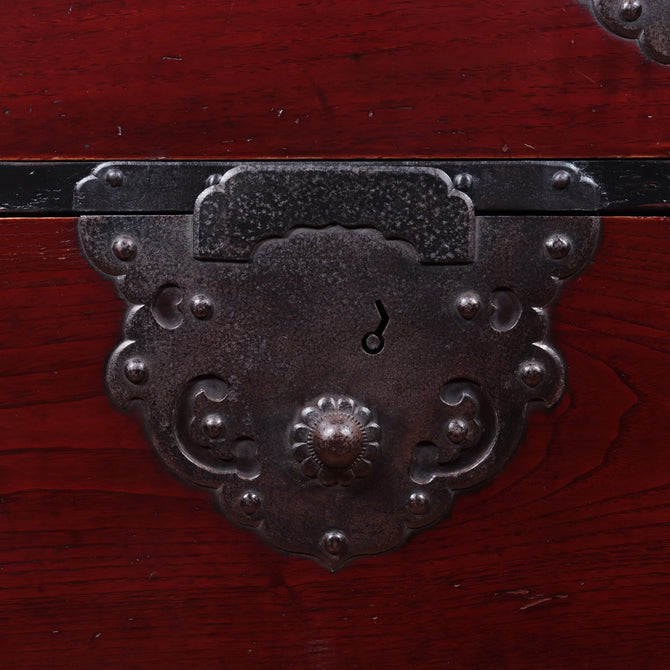 米沢兜金具衣裳箪笥【Yonezawa clothing chest】[j1035]