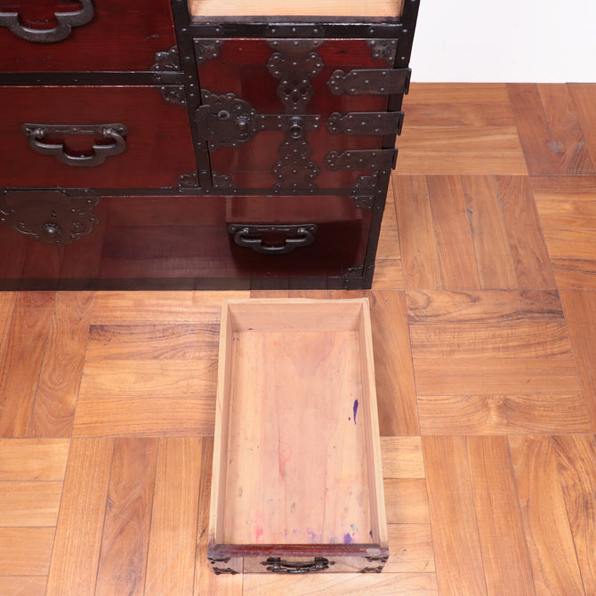 米沢兜金具衣裳箪笥【Yonezawa clothing chest】[j1035]