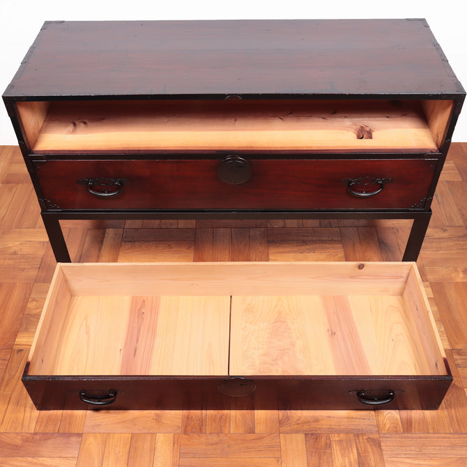 最上丸金具衣裳箪笥　スタンド付き【Mogami clothing chest with metal stand】[j1037]