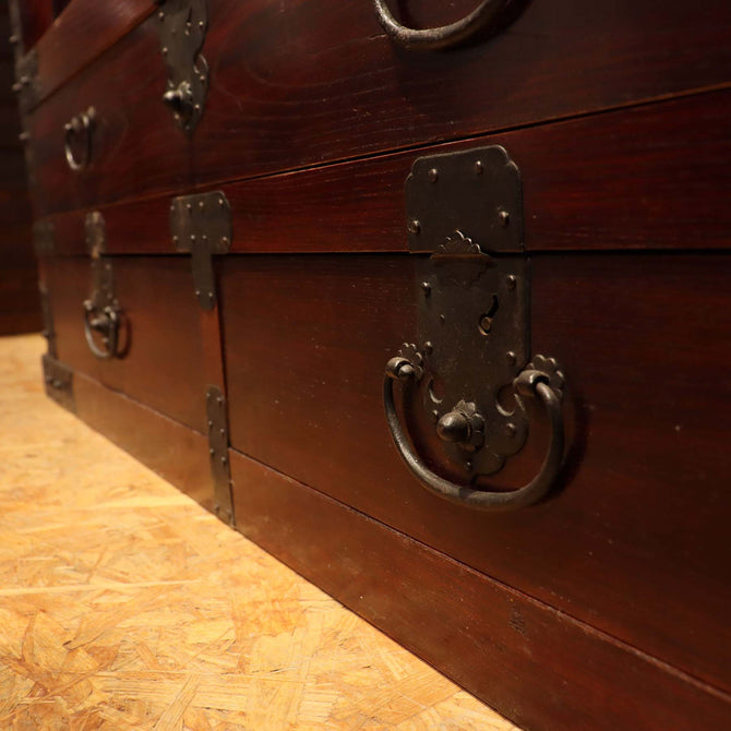 時代箪笥／米沢帳場箪笥 【 YONEZAWA MERCHANT CHEST 】 [j0913]　Japanese Antique Furniture
