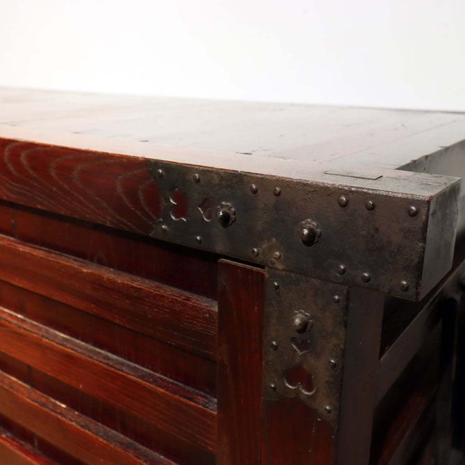 時代箪笥／米沢帳場箪笥 【 YONEZAWA MERCHANT CHEST 】 [j0913]　Japanese Antique Furniture