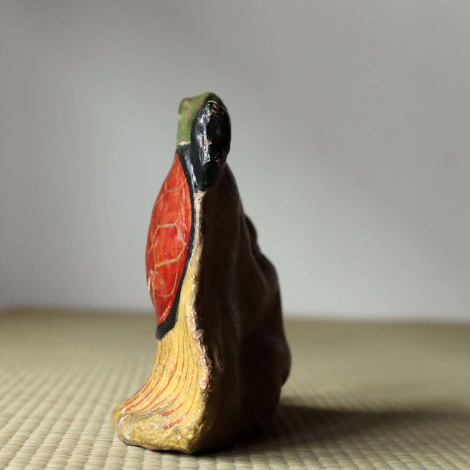 土人形　童子と蓑亀【 Cray doll of a kid with longevity turtle】