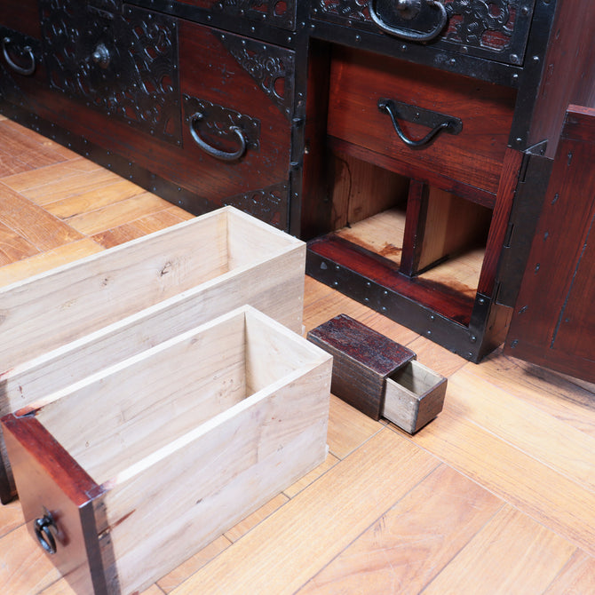 佐渡衣裳箪笥【Sado clothing chest 】 [j1059]
