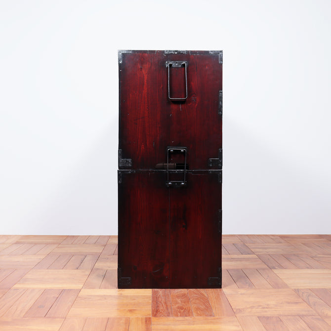 時代箪笥／米沢桜紋衣裳箪笥【YONEZAWA clothing chest】 [j1063]　Japanese Antique Furniture
