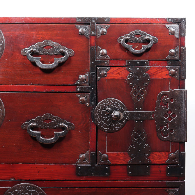 時代箪笥／米沢桜紋衣裳箪笥【YONEZAWA clothing chest】 [j1063]　Japanese Antique Furniture