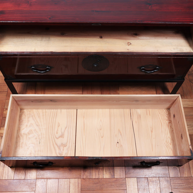 時代箪笥／米沢桜紋衣裳箪笥　スタンド付き【Yonezawa clothing chest with metal stand 】 [j1068]　Japanese Antique Furniture