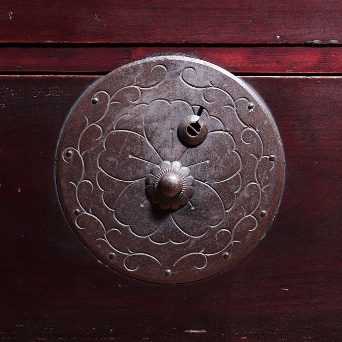 米沢衣裳箪笥　スタンド付き【Yonezawa clothing chest with metal stand 】 [j1072]
