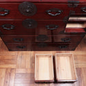 時代箪笥／米沢桜紋衣裳箪笥【YONEZAWA clothing chest】 [j1073]　Japanese Antique Furniture