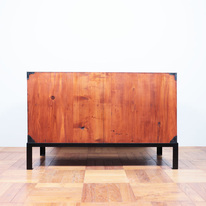 米沢兜金具衣裳箪笥　スタンド付き【Yonezawa clothing chest with metal stand 】 [j1074]