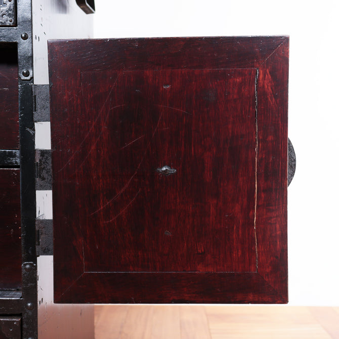 米沢熨斗宝珠文衣裳箪笥【YONEZAWA clothing chest】 [j1076]